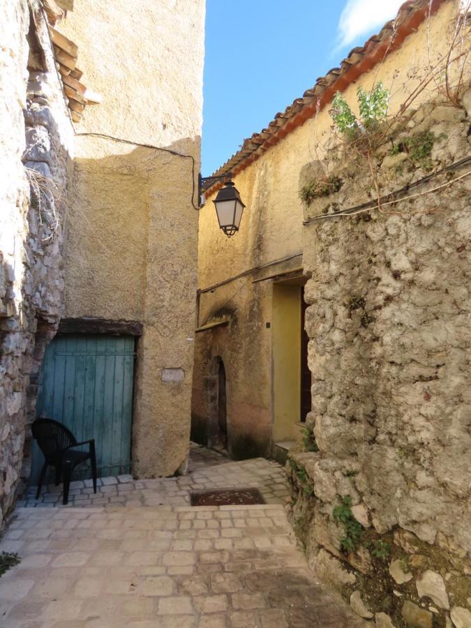 Auberge De Calendal Ξενοδοχείο Aiglun  Εξωτερικό φωτογραφία