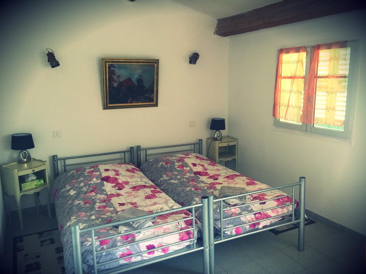 Auberge De Calendal Ξενοδοχείο Aiglun  Εξωτερικό φωτογραφία