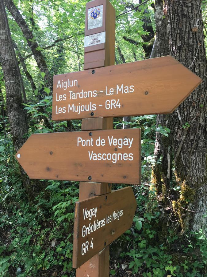 Auberge De Calendal Ξενοδοχείο Aiglun  Εξωτερικό φωτογραφία